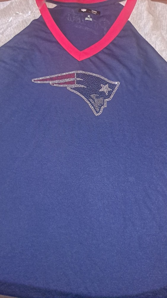 New England Patriots Navy Blue V-Neck T-Shirt for Women Size XL