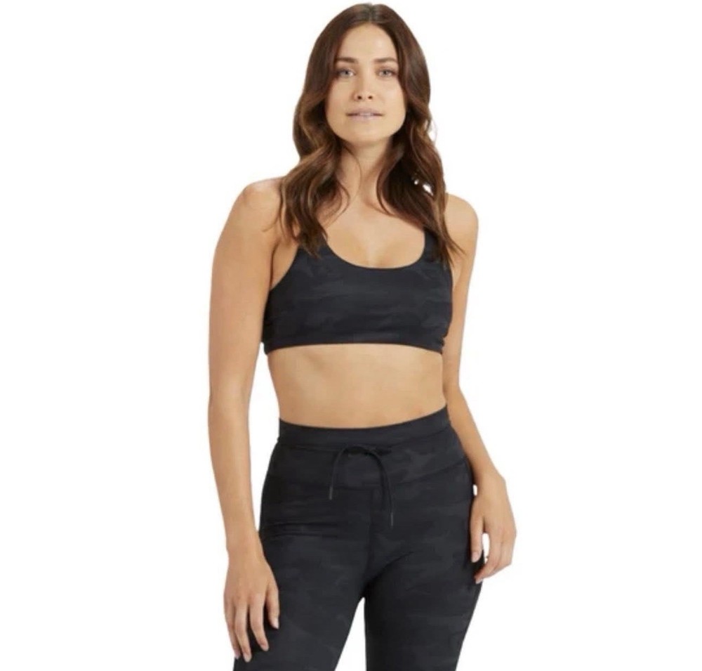 Vuori Womens Yosemite Bra Black Camo size Small