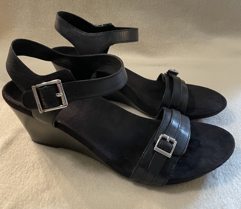 Vionic Laurie 382 Women's Wide Black Leather Wedge Sandals Size 8.5