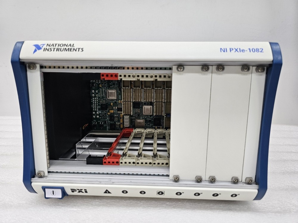 National Instruments NI PXIe-1082 , 198666G-01L 8-Slot PXIe Chassis