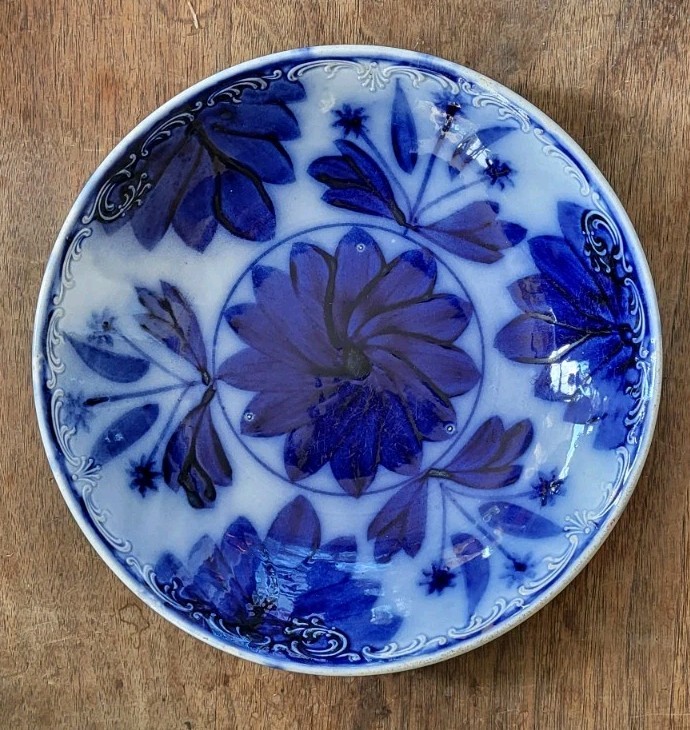 Antique Dutch Flow Blue Plate Hand Painted Floral Pattern Excellent Condition
