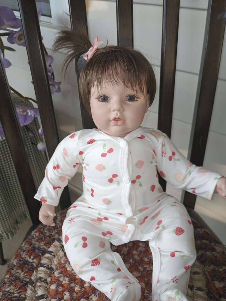 ADORA BY FRANK YOUNG Baby Doll 17 inch Brown Hair Brown Eyes  Vintage