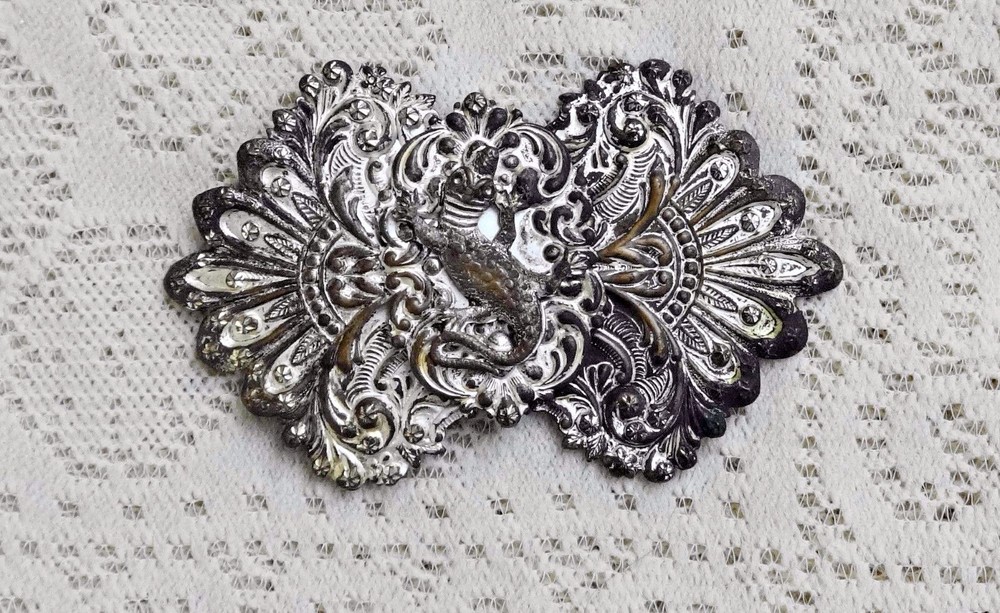 ANTIQUE VICTORIAN SILVER REPOUSSE BUCKLE W FACETS AND AN ALLIGATOR GORGEOUS