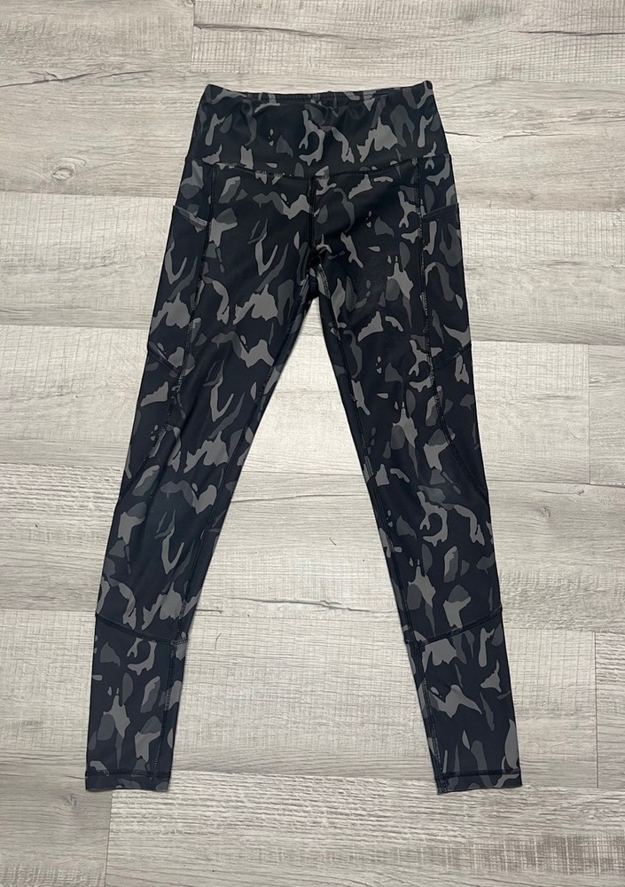Women’s Black/Grey Camouflage High-Waist Athletic Leggings, Pockets, Size Small