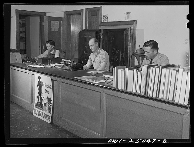 Photo:San Augustine Texas Troy Mitchell City Hall Desk 1943 Buy War Bonds