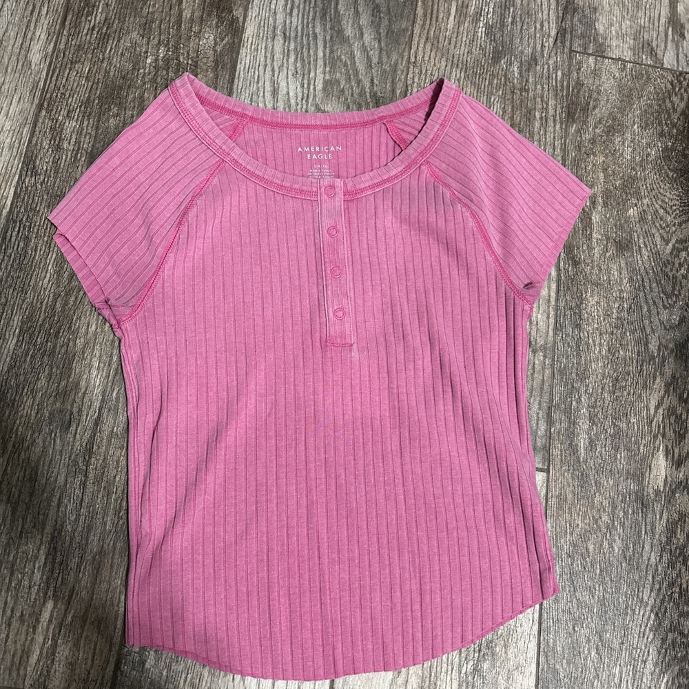 American Eagle Women’s Ribbed Henley Top Size Small