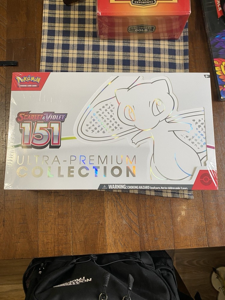 Pokémon TCG Scarlet & Violet 151 Ultra-Premium Collection Mew Box SEALED