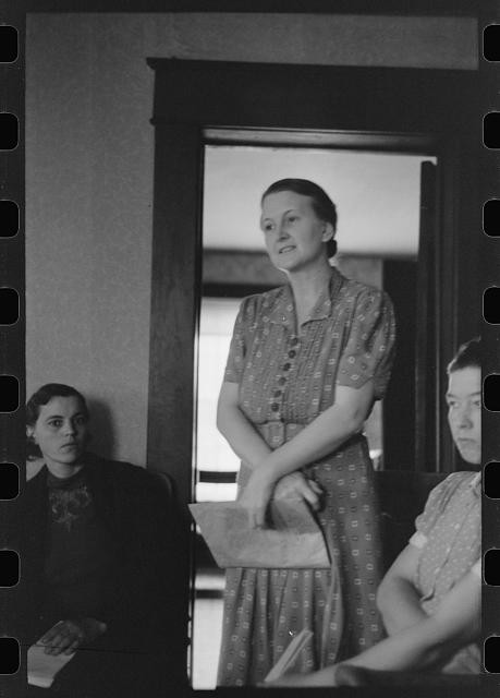 Photo:1930s Women Meeting Interior Portrait Group