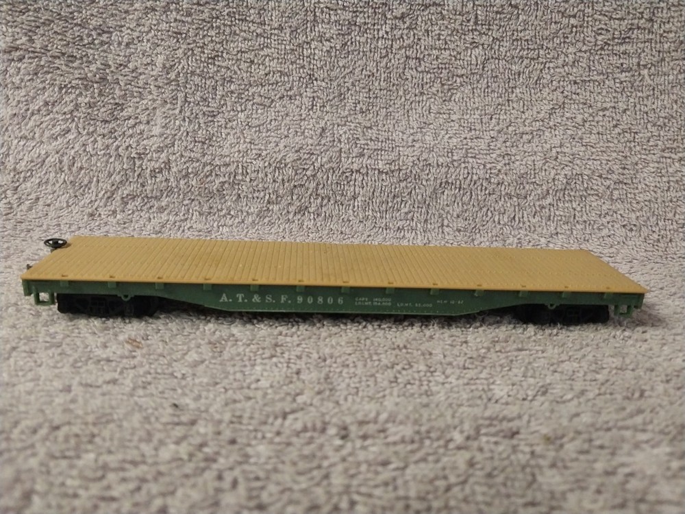 Vtg Mantua HO Scale Flat Car, AT&SF 90806 Fast Free Shipping