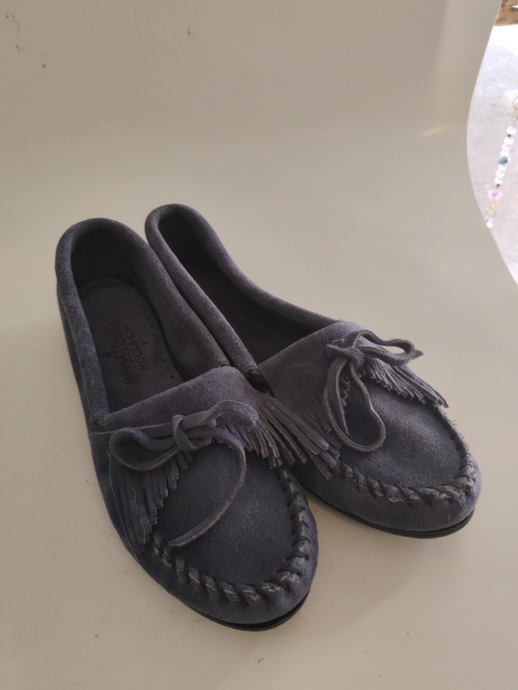 Minnetonka Fringed Moccasins Storm Blue Soft Sole Womens Size 9 Nib