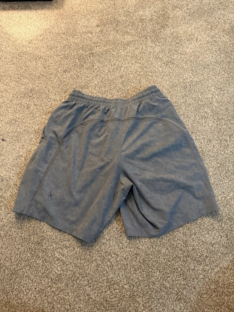 Lululemon Men's Pace Breaker Shorts, Medium, Blue/Marble, Lined, 5
