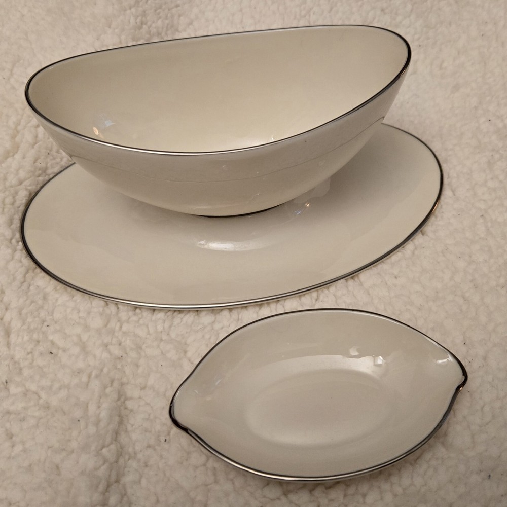 Vintage Lenox Olympia Platinum Gravy Boat w/ Attached Plate & Lemon Shaped Dish