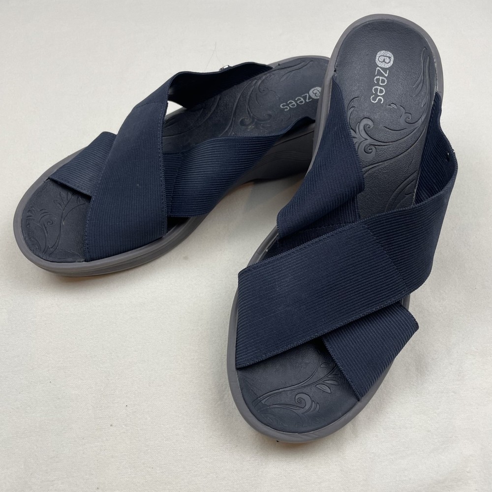 Bzees Women's Sz 10W Sahara Slip on Wedge Washable Stretch Blue  Sandals