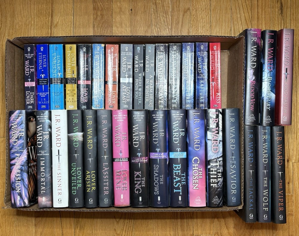 JR Ward The Black Dagger Brotherhood Lot x34 Fallen Angels, Prison Camp, Legacy