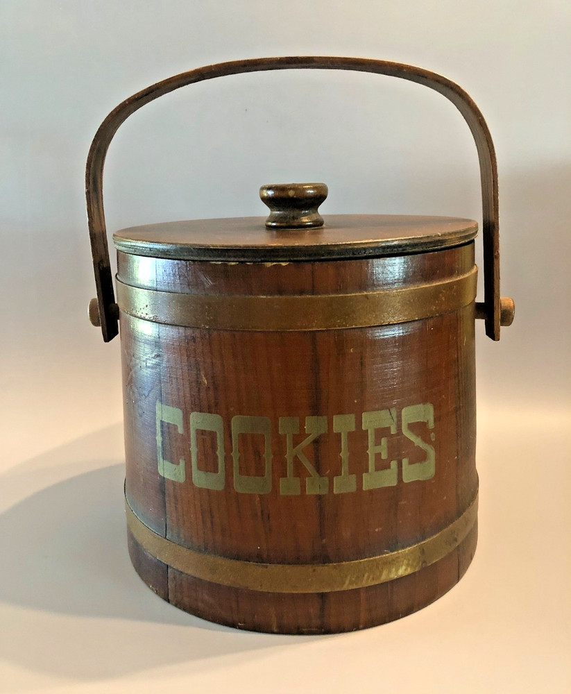 Vtg Basketville Vermont Pine Sugar Bucket Swing Handle Lid Metal Bands “Cookies”