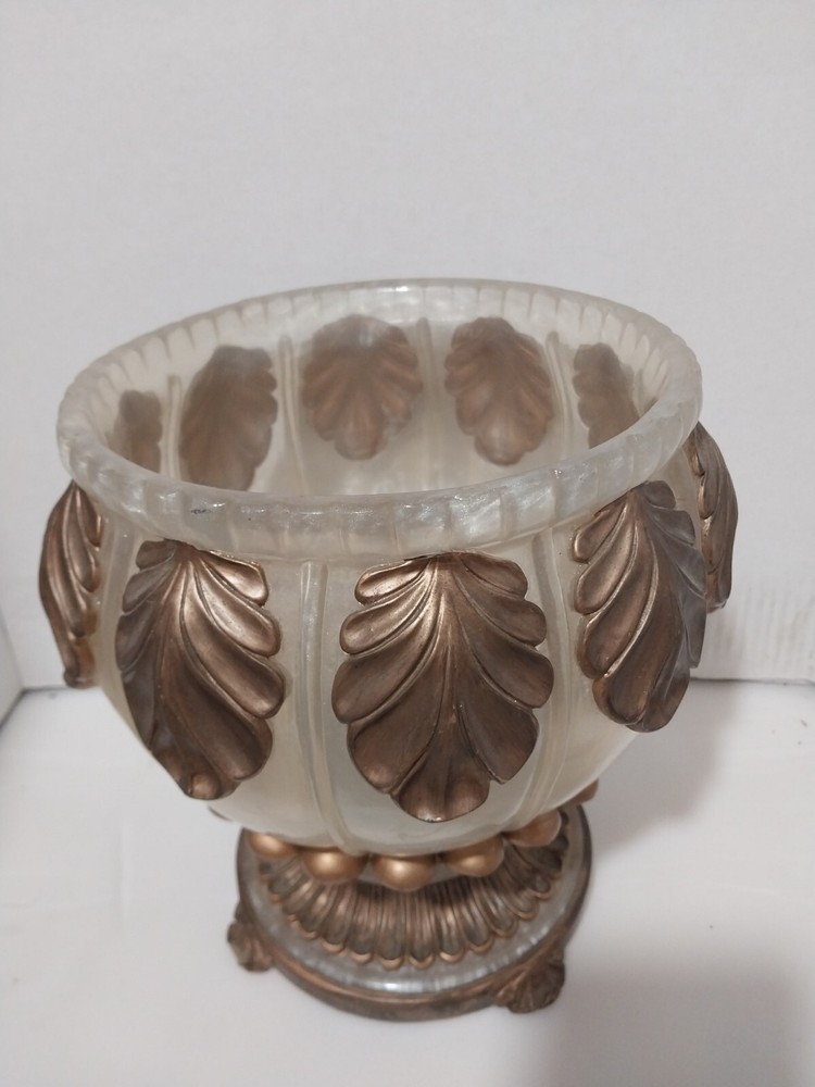 Antique Mounted Bowl with Bronze Leaves on Acrylic Glass Pedestal Stand