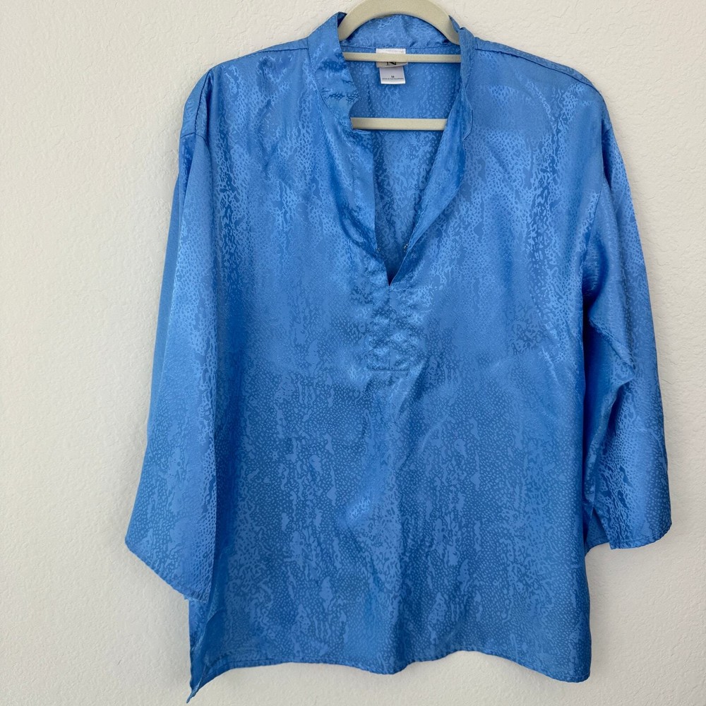 Natori Womens Pajama Sleep Top Size M Satin Relaxed Flowy Lounge Blue