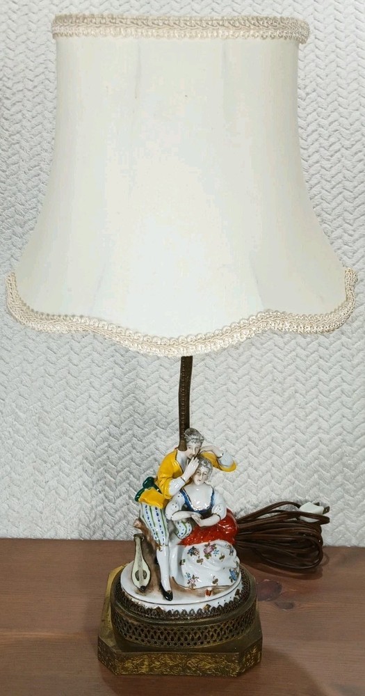 19 in. Dresden Style HP Boudoir Porcelain Figural Couples w/ Original Shade VTG