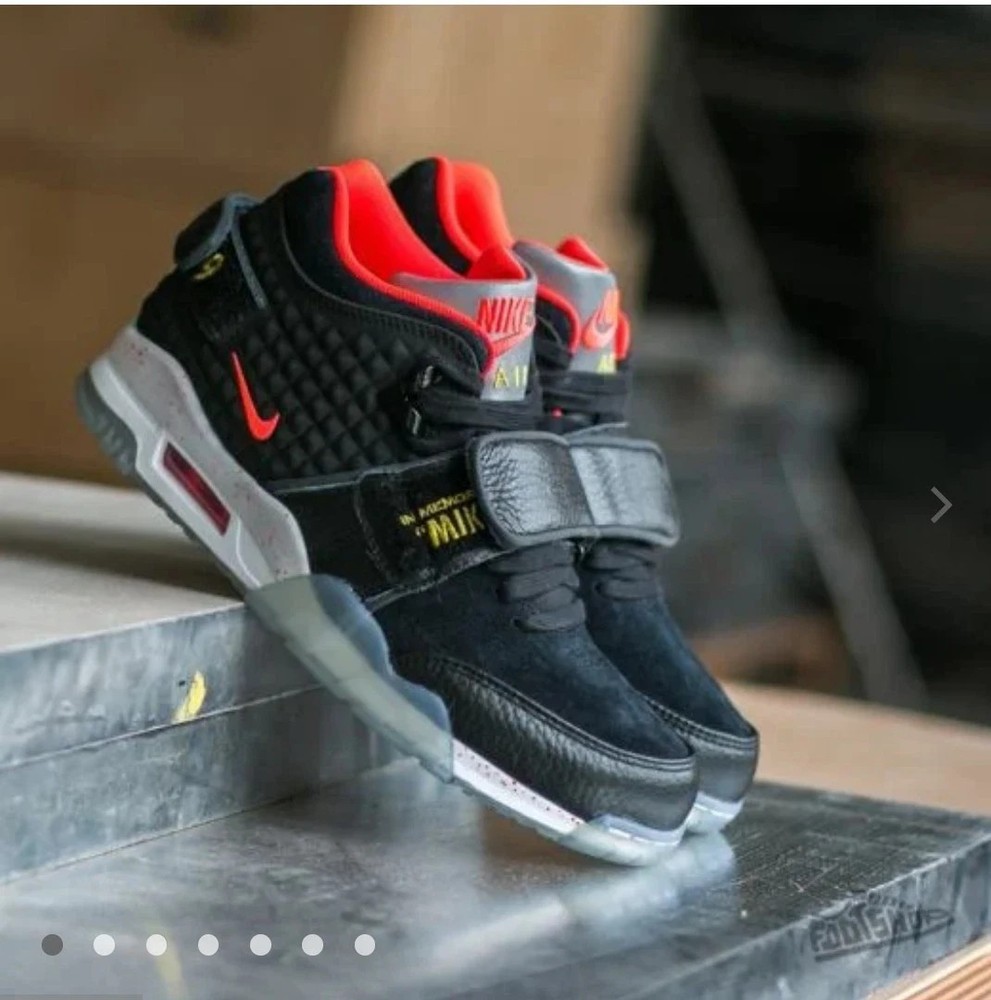 Nike Air Cruz - Mens Trainers - UK SIZE 11 - Black/Crimson - RARE - NEW!