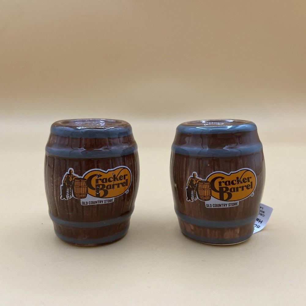 Cracker Barrel Mini Ceramic Barrels With Logo Salt And Pepper Shakers Set