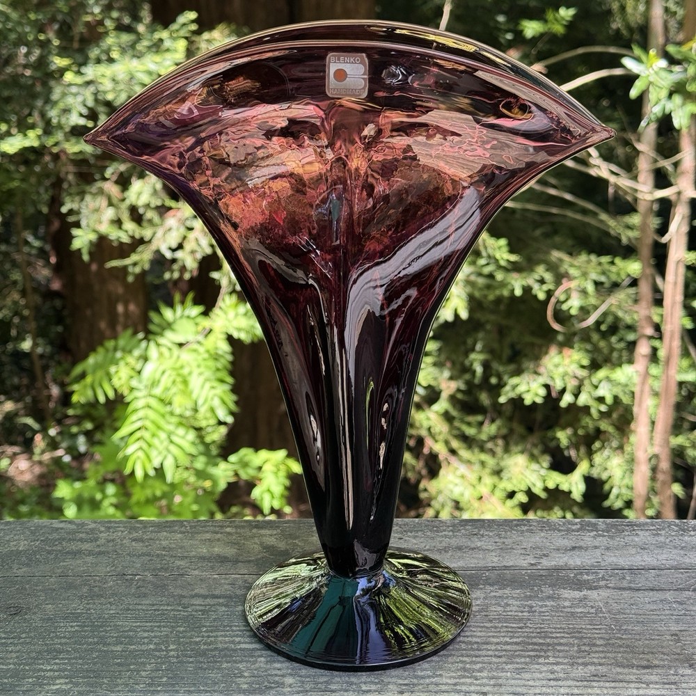 BLENKO Handmade Blown Glass Amethyst Purple Fan Vase Art Deco Style Vintage 90’s