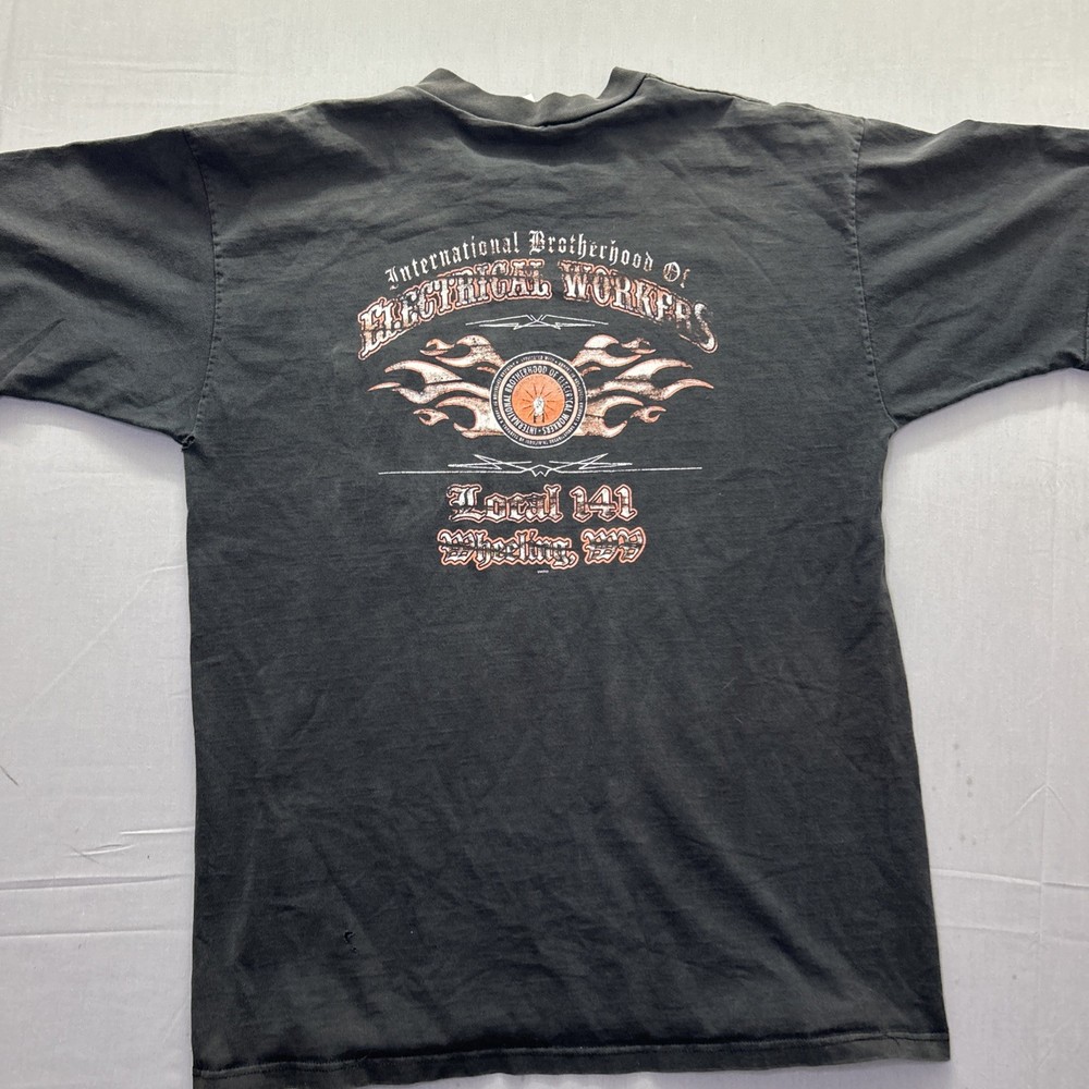 VTG IBEW Local 141 T Shirt Mens L Black Union Electrician Pocket Tee Wheeling WV