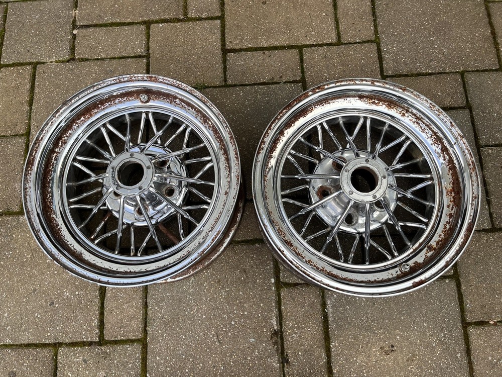Weld/Cragar Star Wire Wheel - 15” X 7