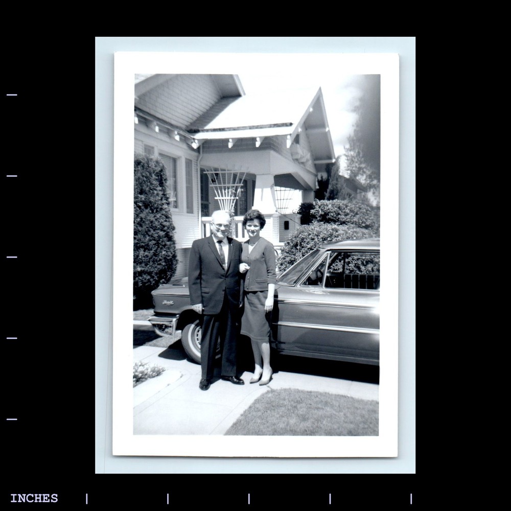 Old Vintage Photo OLDER MAN WOMAN BY CLASSIC CAR IN DRIVEWAY