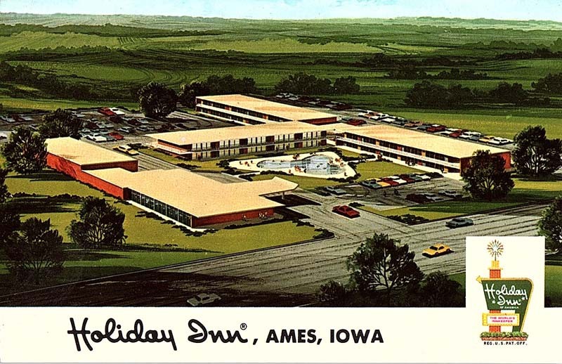 Postcard HOTEL SCENE Ames Iowa IA m/09 AJ0547