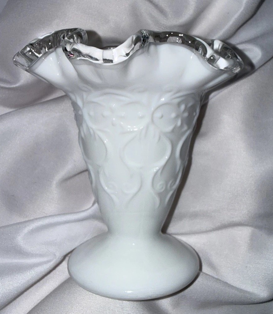 Fenton Silver Crest Spanish Lace Milk Glass Vase Footed Ruffled Edge VTG 4.25