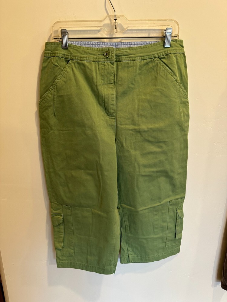 Christopher & Banks Green Capris Women's Size 12