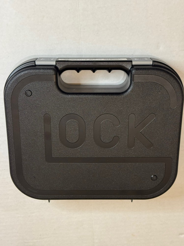 Glock OEM Hard Pistol Case with Foam Insert & Accessories – Lockable Gun Storage