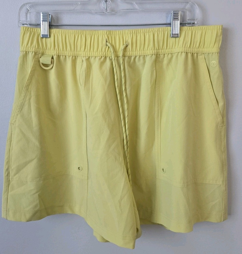 Calia Women’s Medium Hike Collection High Rise Shorts Light Green Quick Dry NWT