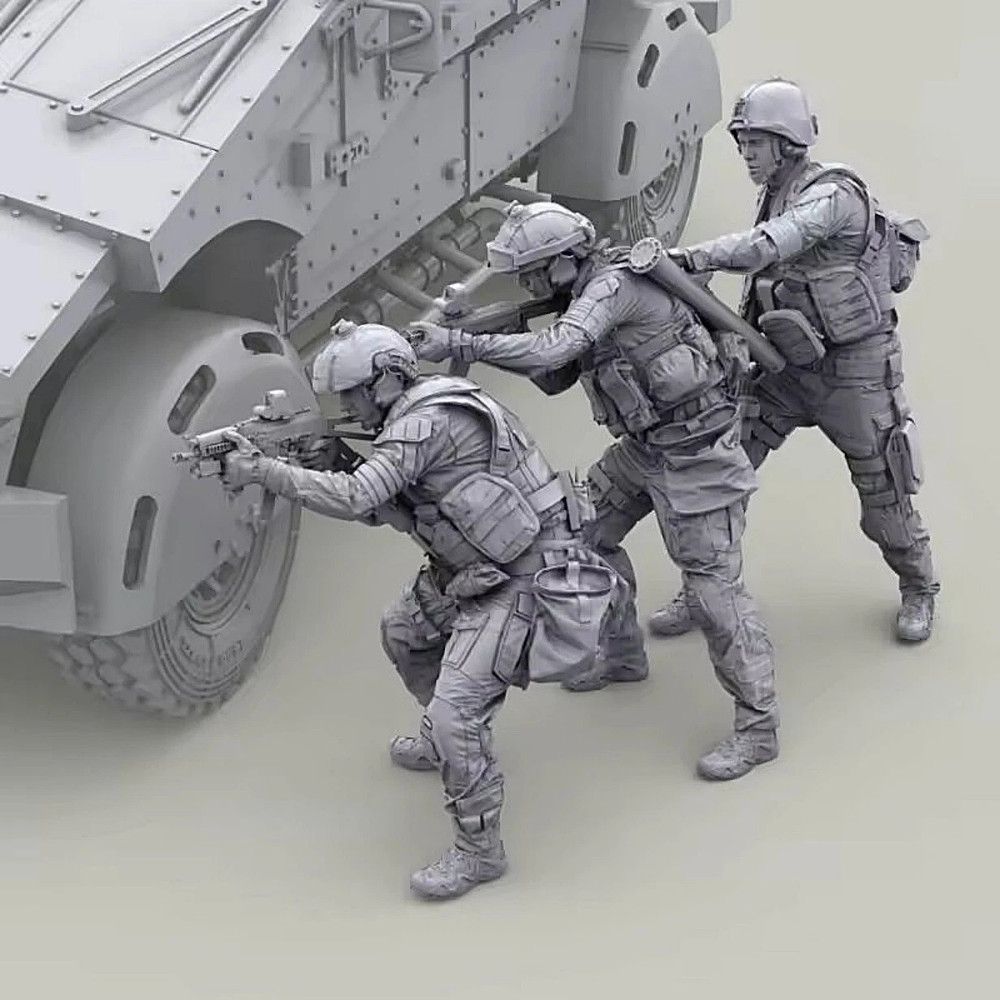 1/35 Resin Model Kit Modern Military Soldiers 3 Figures Unpainted Unassembled