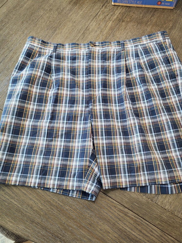 Roundtree & Yorke Gold Label Flat Front Shorts Mens Size 46 Navy Golf Plaid A40