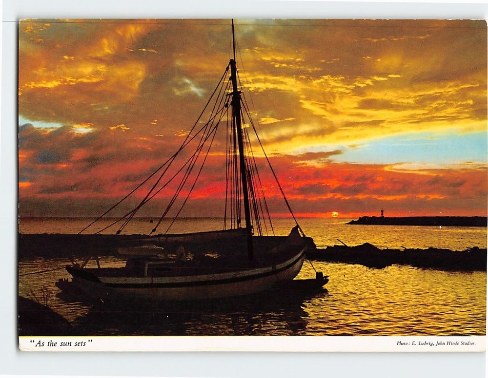 Postcard Beautiful Ocean Sunset Scene