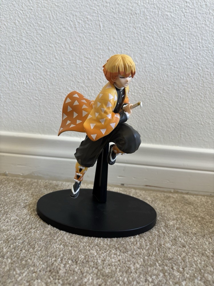 Demon Slayer Kimetsu No Yaiba Vibration Stars Zenitsu Agatsuma Figure Banpresto