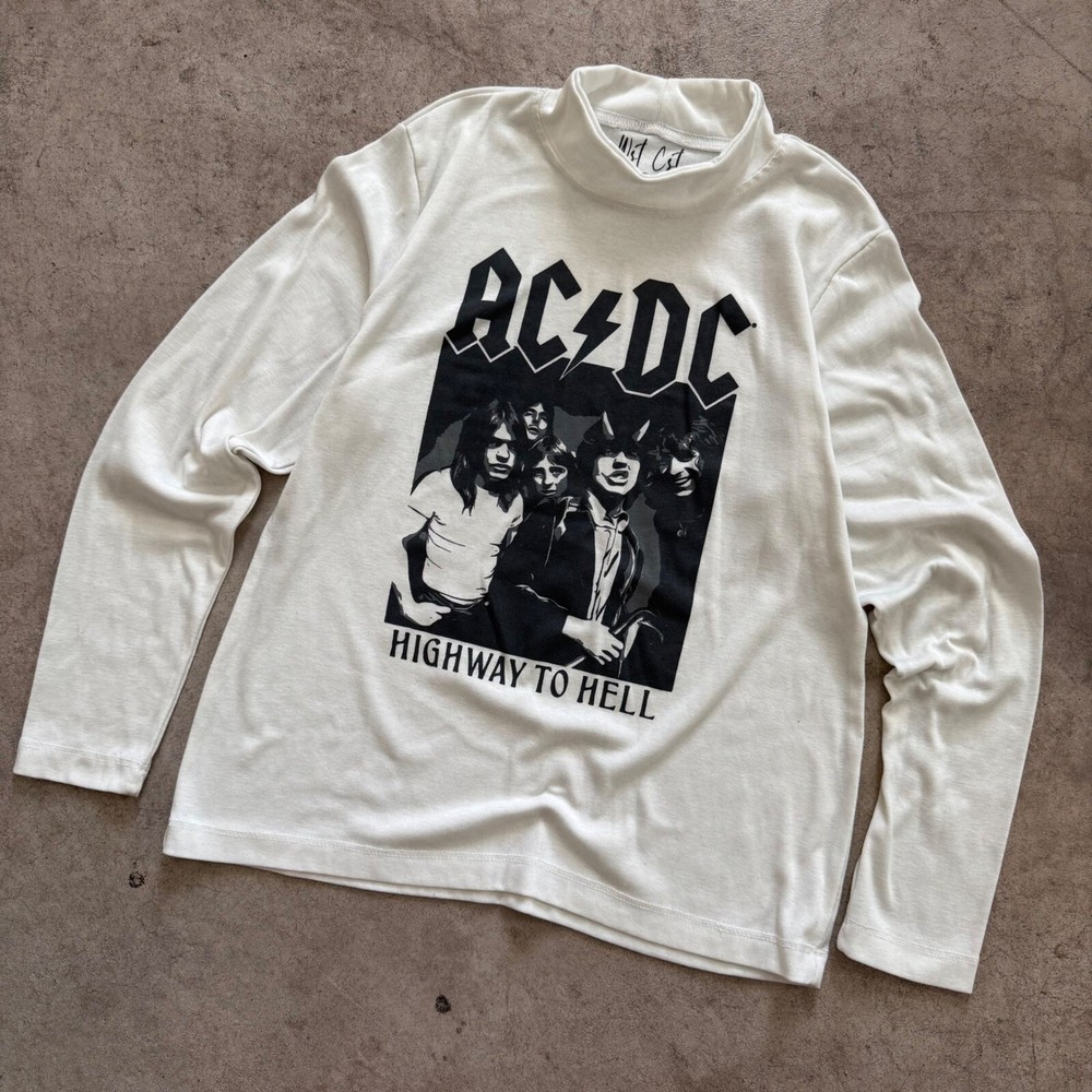 Y2K AC/DC Highway to Hell Graphic Mock Neck Long Sleeve Tee White Size L