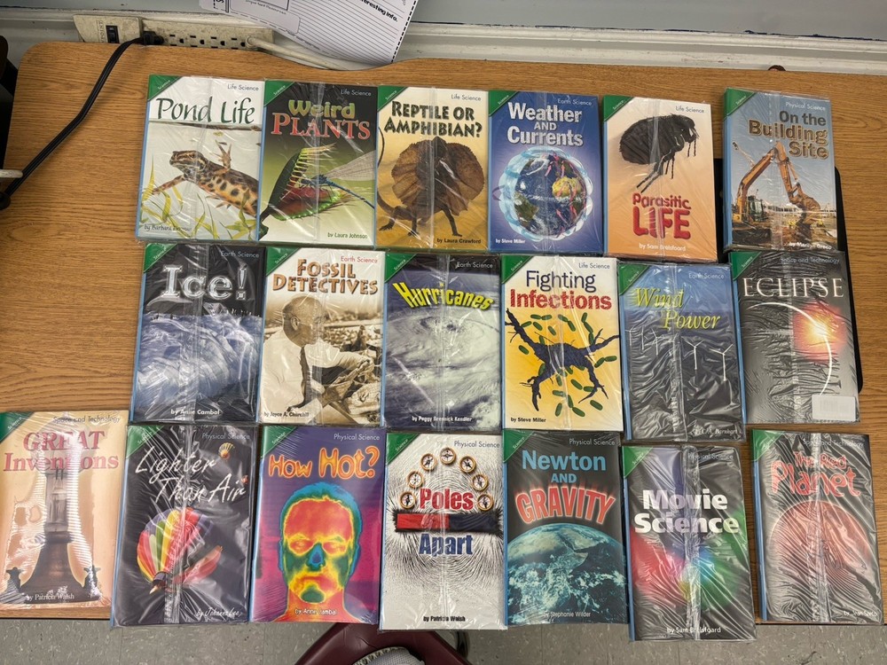 Brand New Pearson Foresman Leveled Readers Science Grade 4 Lot of 19 Books