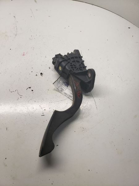 SIENNA    2006 Accelerator Parts 1082062