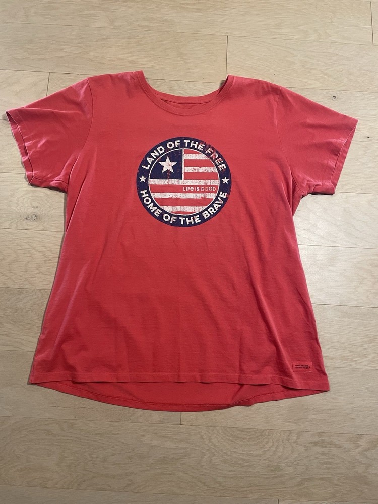 Life Is Good Crusher Tee Women’s XL Red Crew Neck USA Flag Graphic T-Shirt