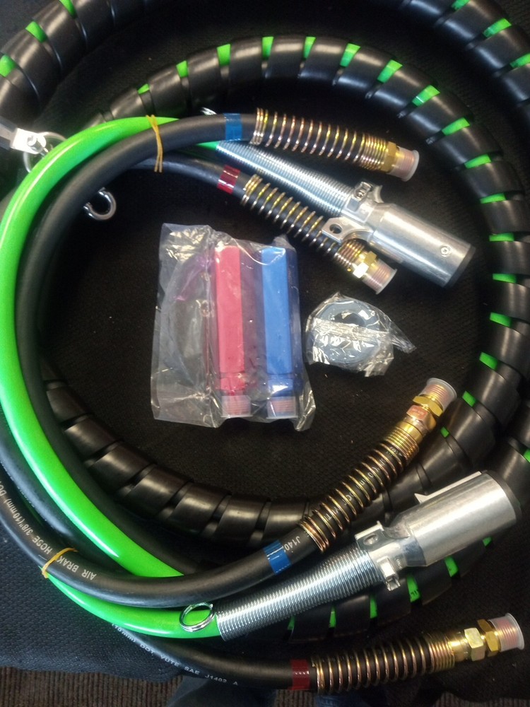 3 in 1 12ft ABS Air Line Hose Wrap with 7 Way Electrical Cable for Semi Truck Trailer-image