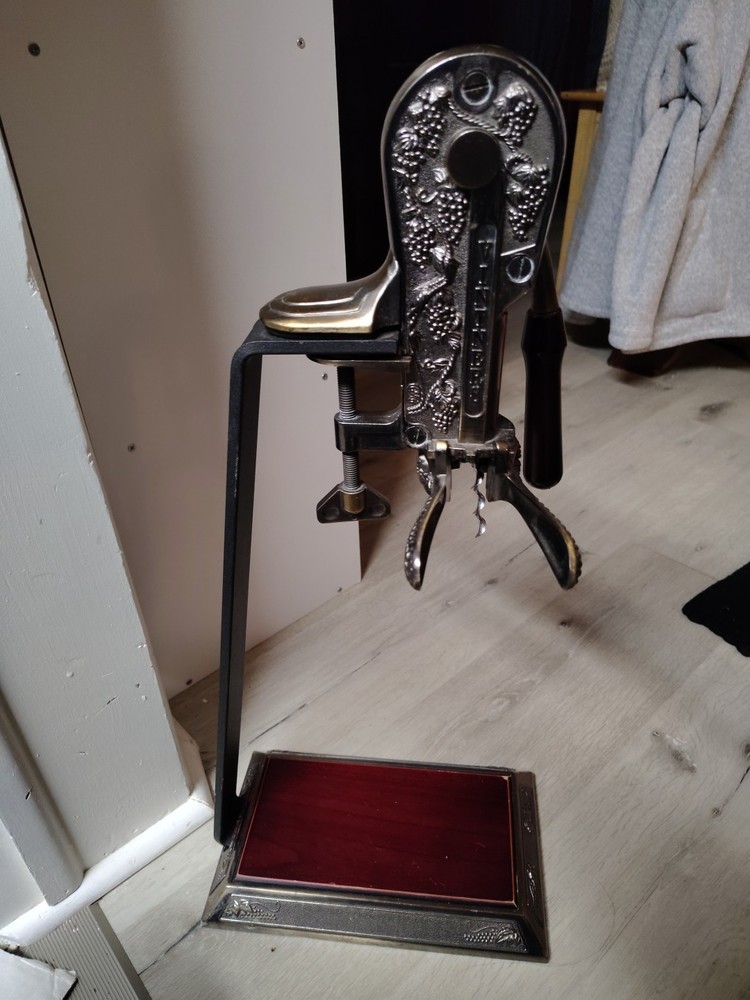 Vintners Reserve Bartop Wine Bottle Opener with Cork Screw & Table Top Stand