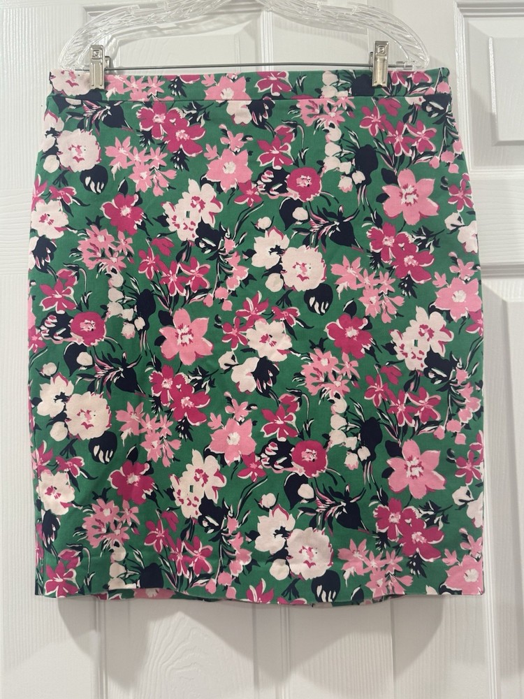 J crew Straight Pencil skirt Size 14 Lined Floral Green And Multicolor Zip Up