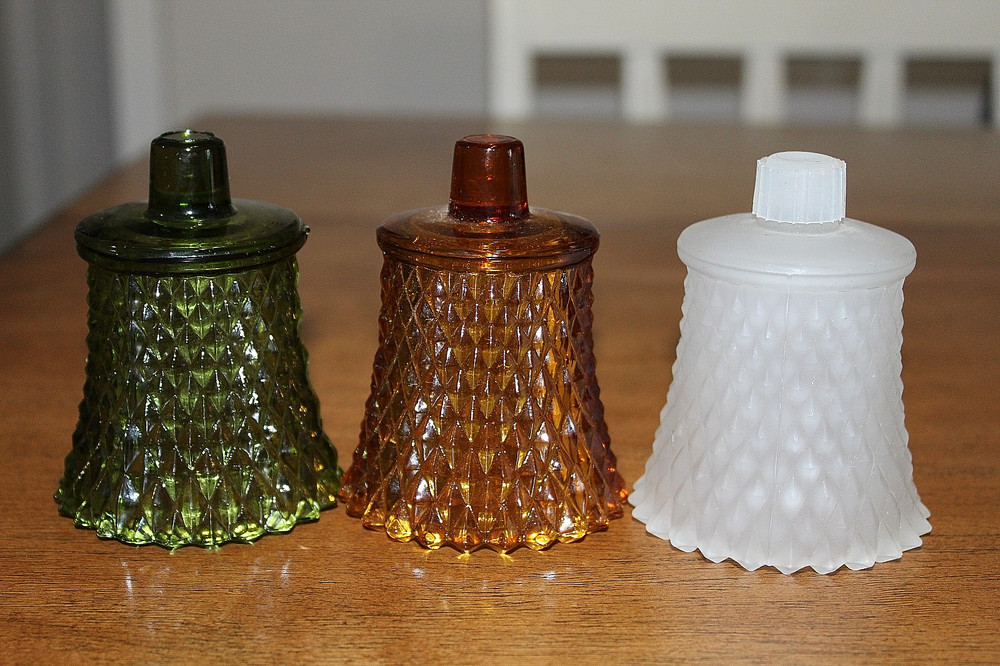 HOMCO 3 Assorted Color Peg Votive Diamond Point Candleholders Vintage