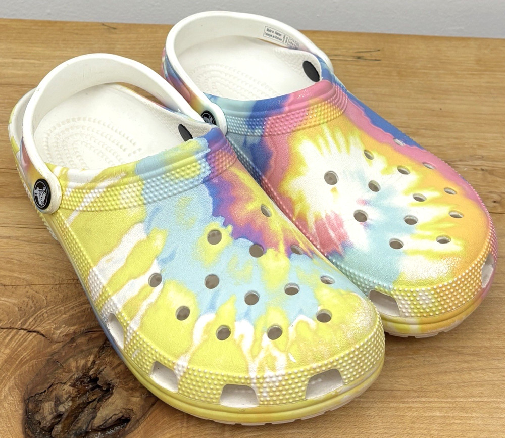 Crocs Classic Tie Dye Clogs Unisex M8 W10 Slip On Sandals Comfort Shoes