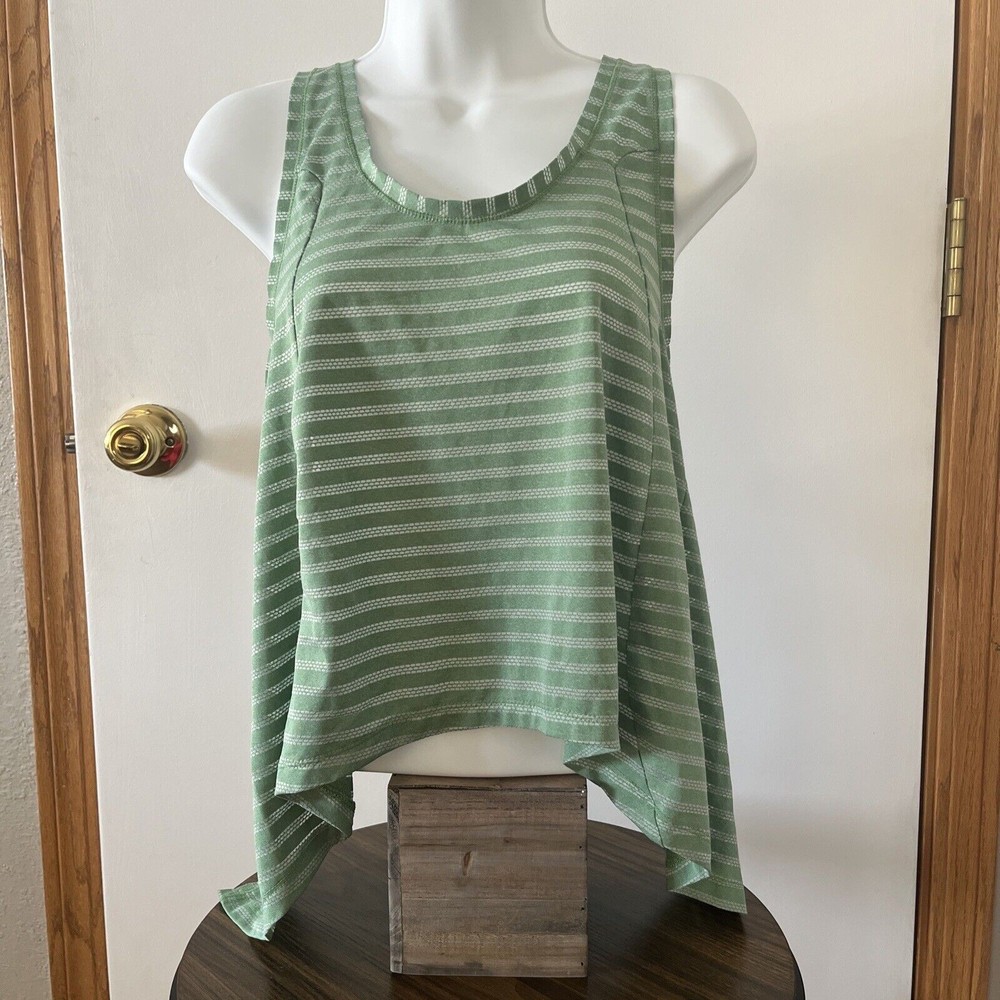 Zyia Active Women’s Size Small Green Striped Nimbus Split Back Tank Top EUC