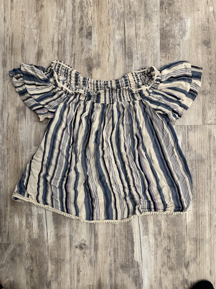 Xhileration Women’s Striped Off The Shoulder Short Sleeve Flowy Blouse Size M