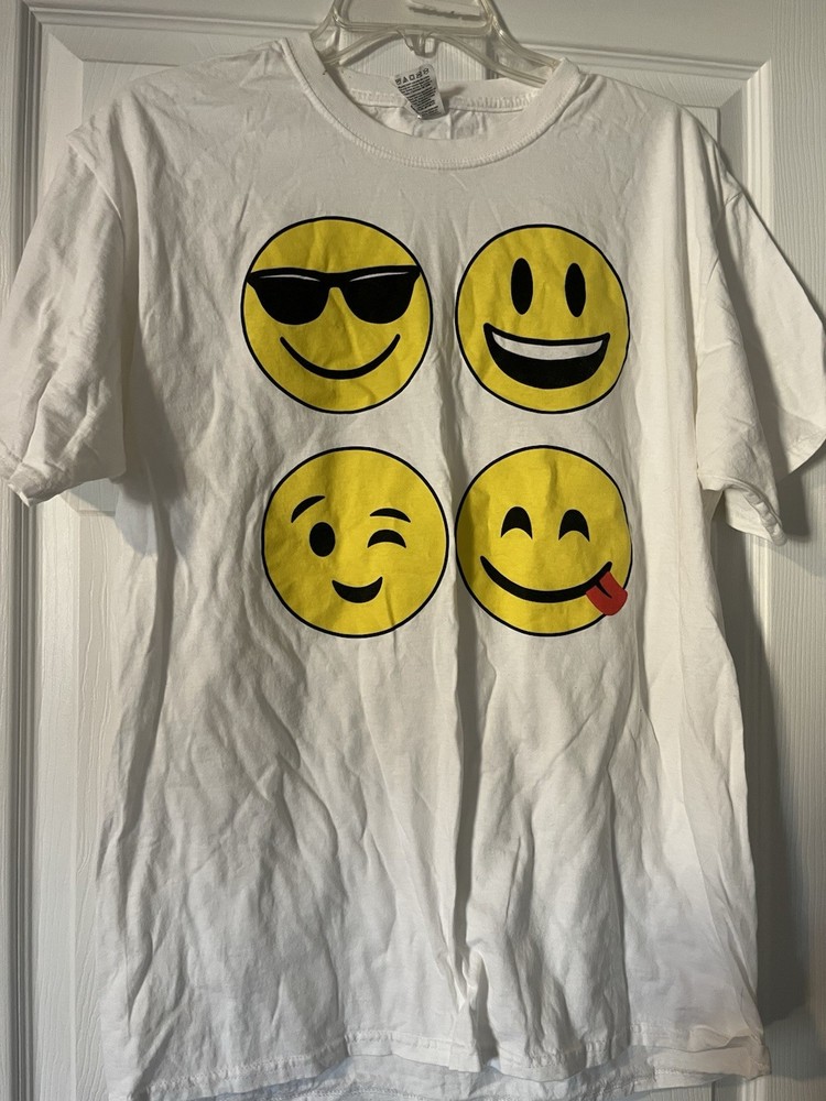 Vintage Fruit Of The Loom Shirt Mens Large Cotton Graphic Smiley Face Emojis