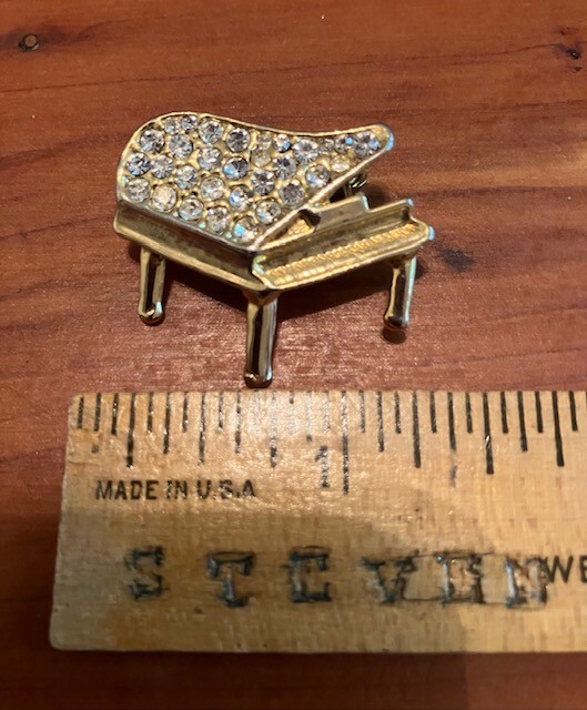 Vintage Gold Tone Grand Piano Brooch Pin w/ Sparkling White Rhinestones